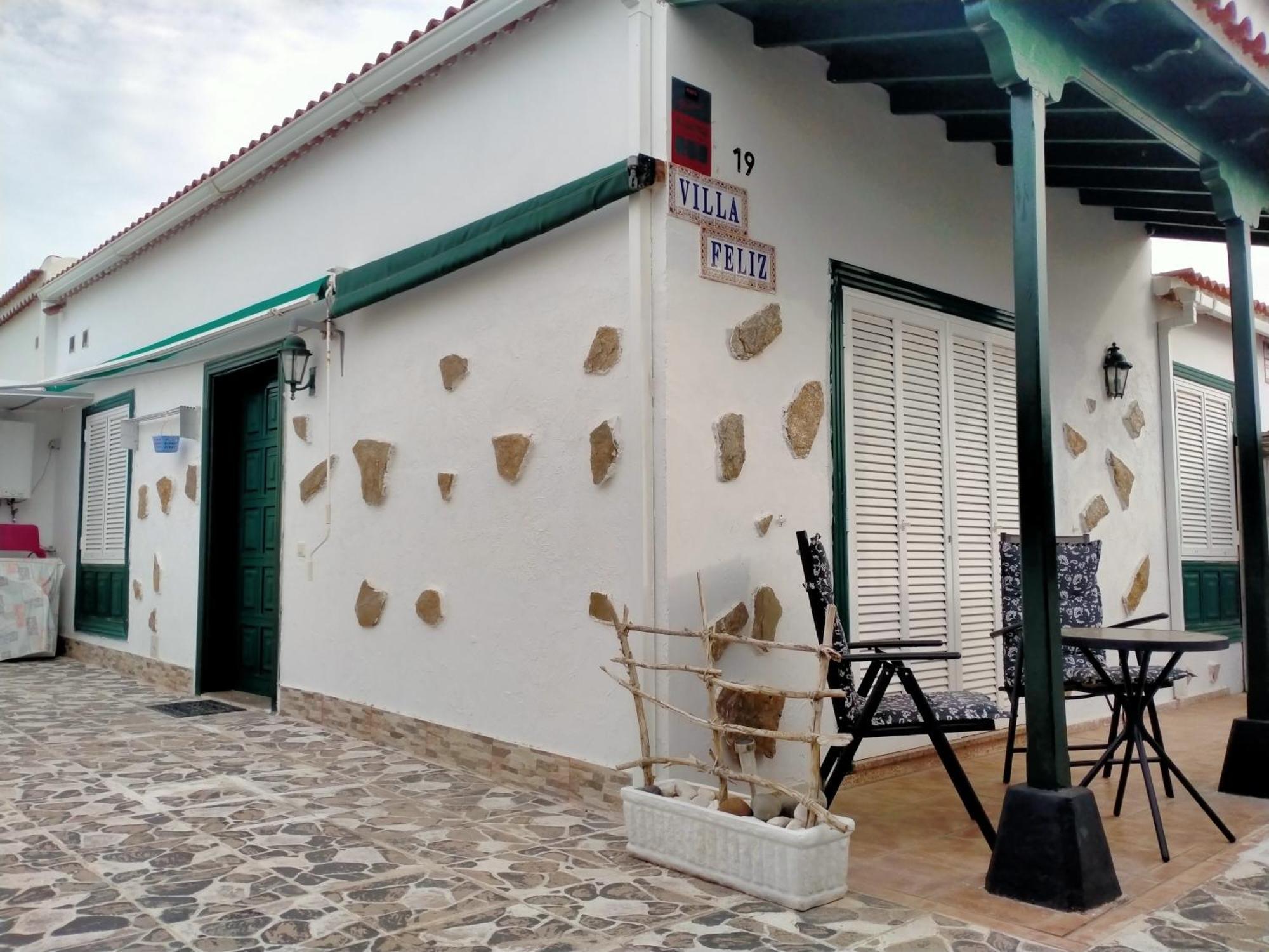 Villa Feliz Abades  Exteriör bild